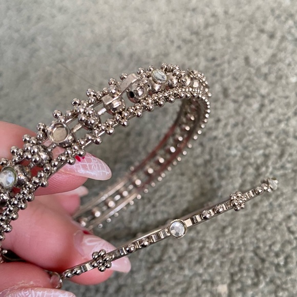 Silver bangles - Picture 2 of 4